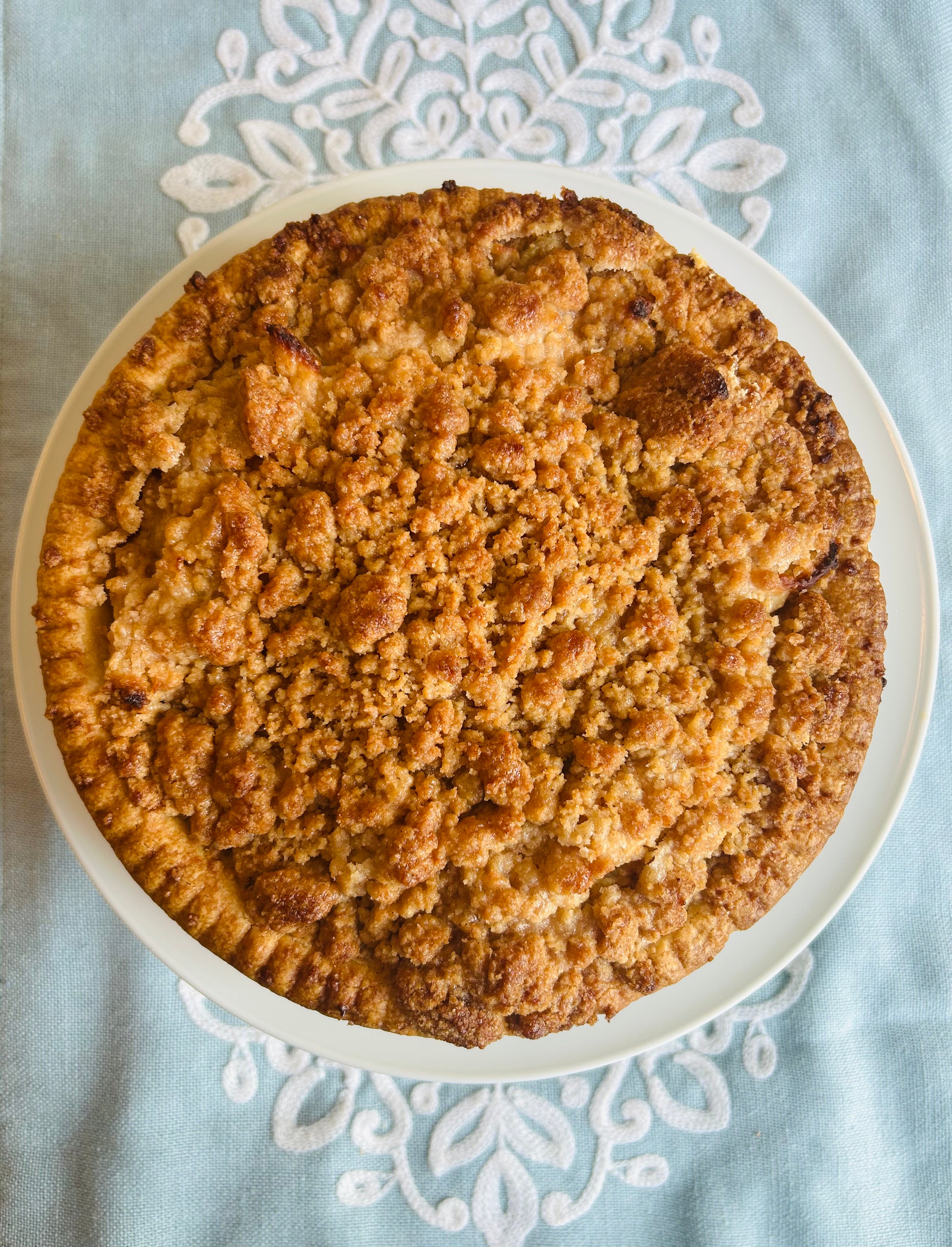Prosper Pantry's Signature Apple Crumble Pie