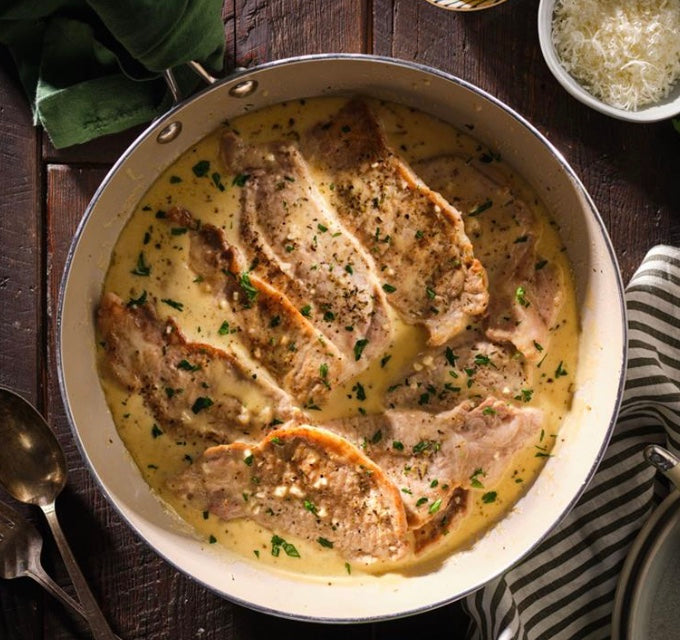 Tender Pork Chops with Creamy Garlic Sauce
