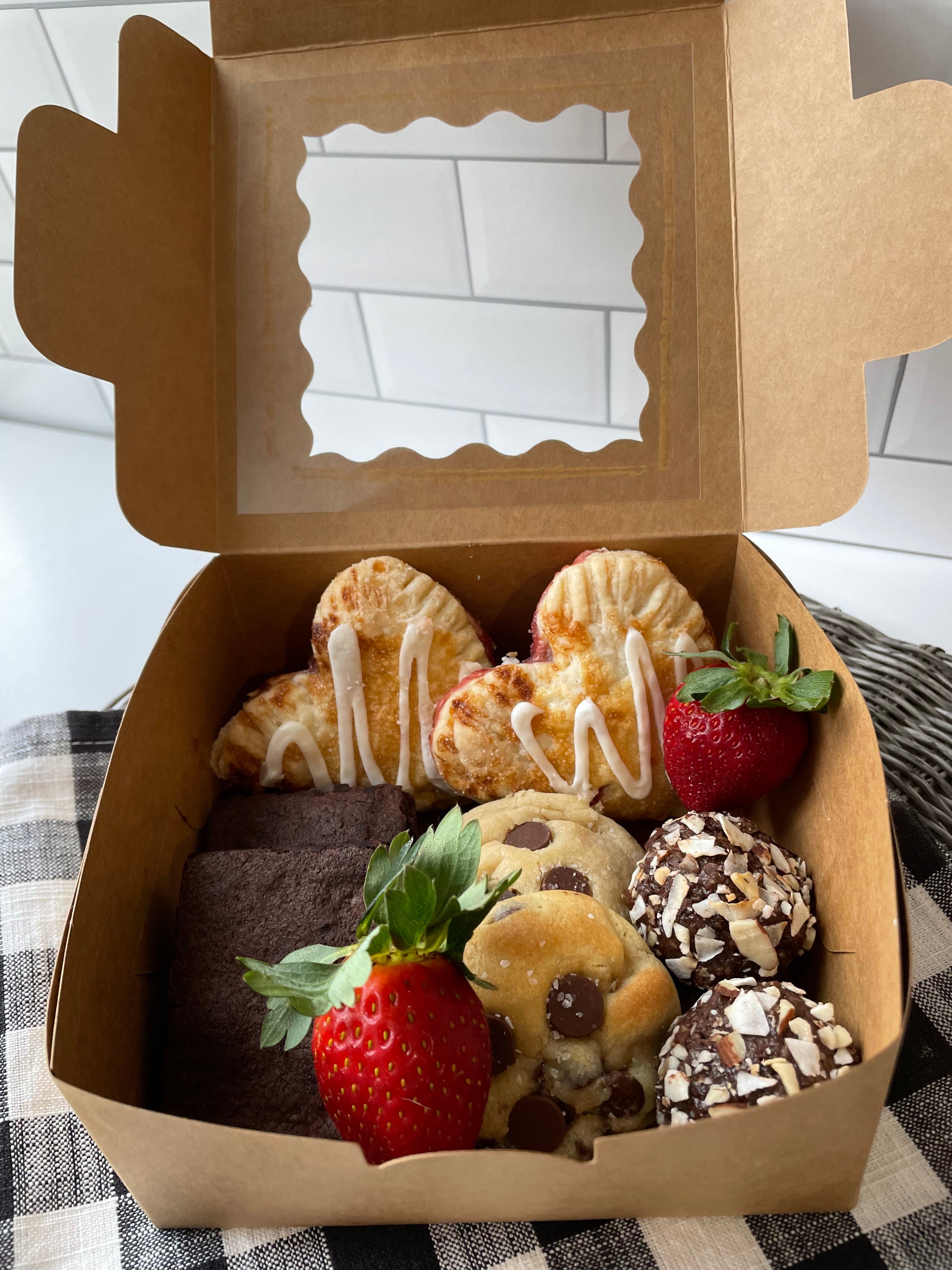 Sweetheart Dessert Box